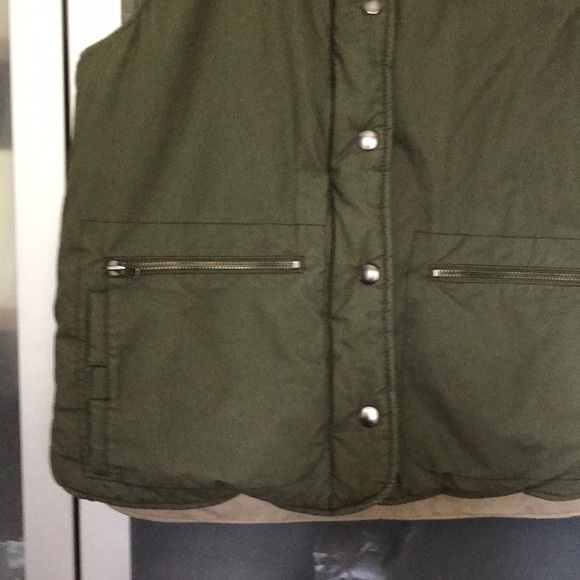 J crew olive green vest - Picture 2 of 5
